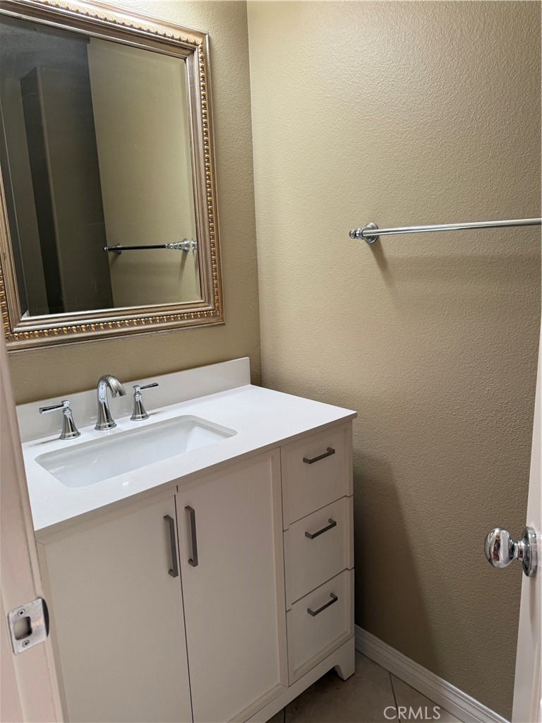 1229 Breakaway Drive