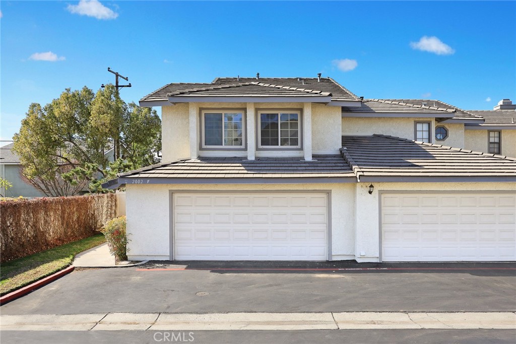 2002 E Cienega Avenue F