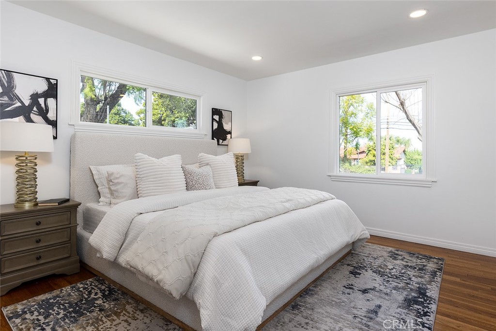 14936 Los Robles Avenue