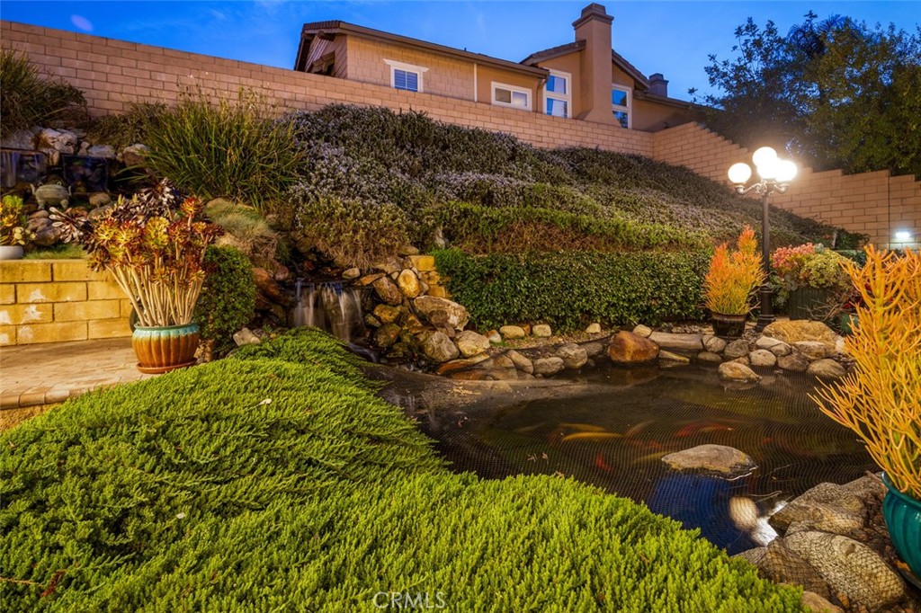 2242 Swiftwater Way