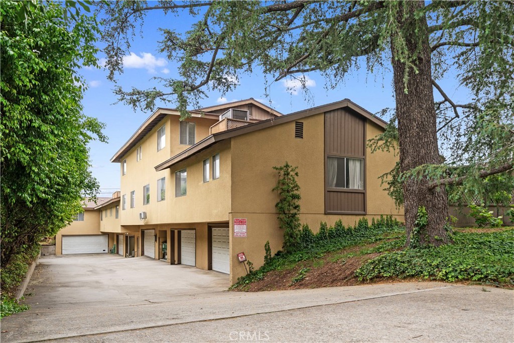 750 Arcadia Avenue 1