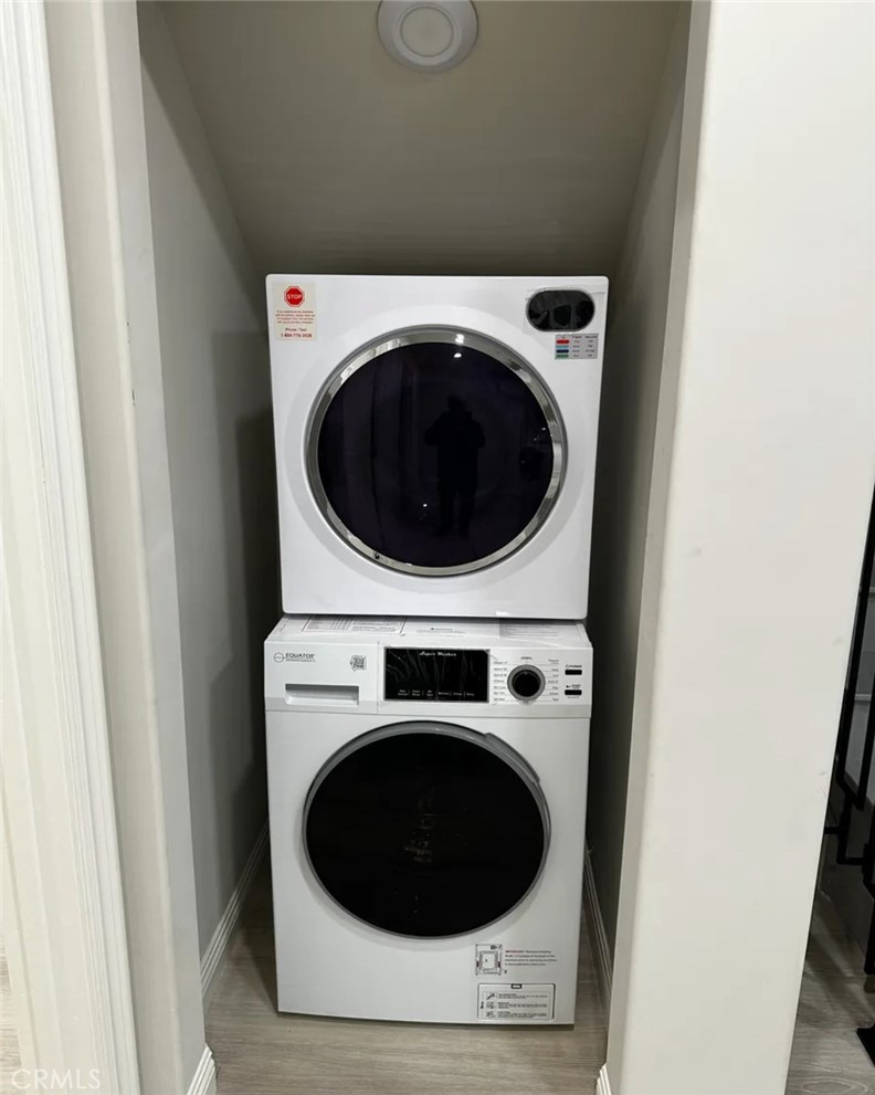 635 W Colorado Boulevard 1