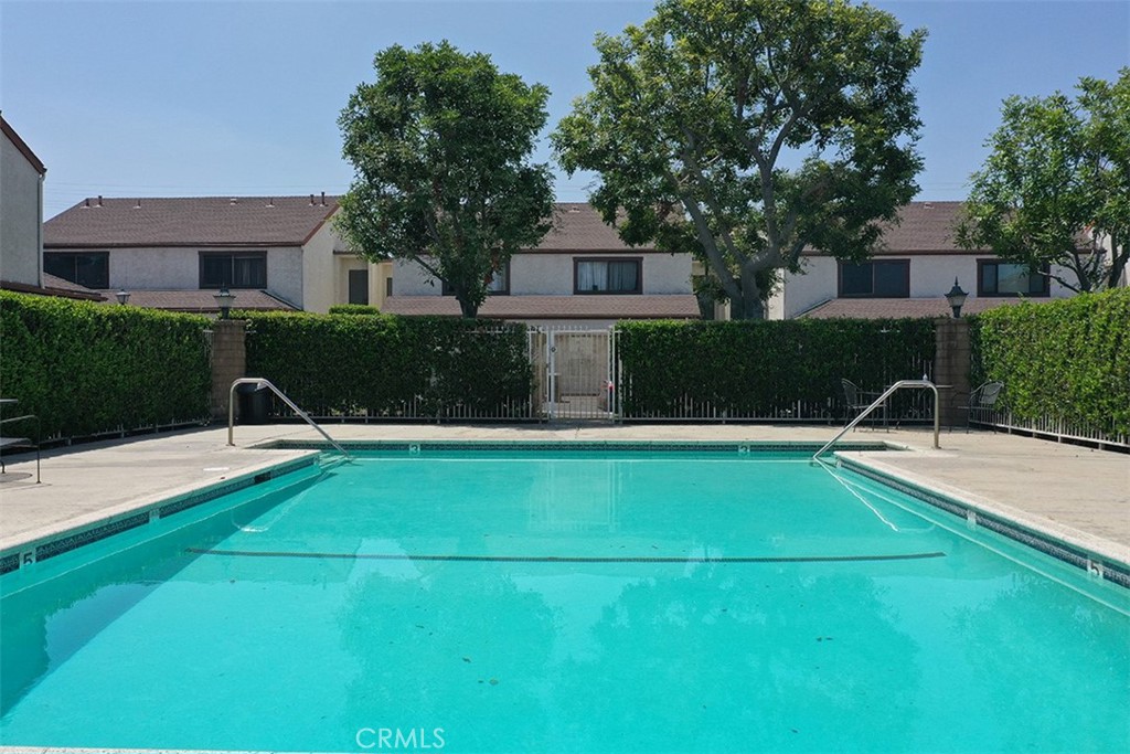 821 S Cerritos Avenue 17