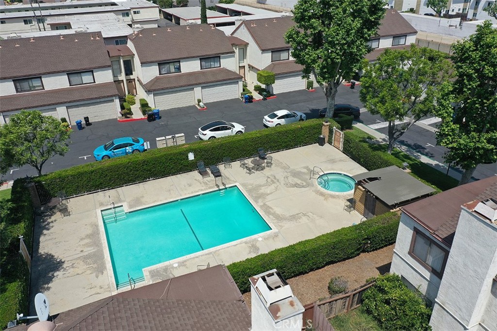 821 S Cerritos Avenue 17