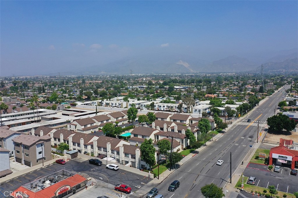 821 S Cerritos Avenue 17