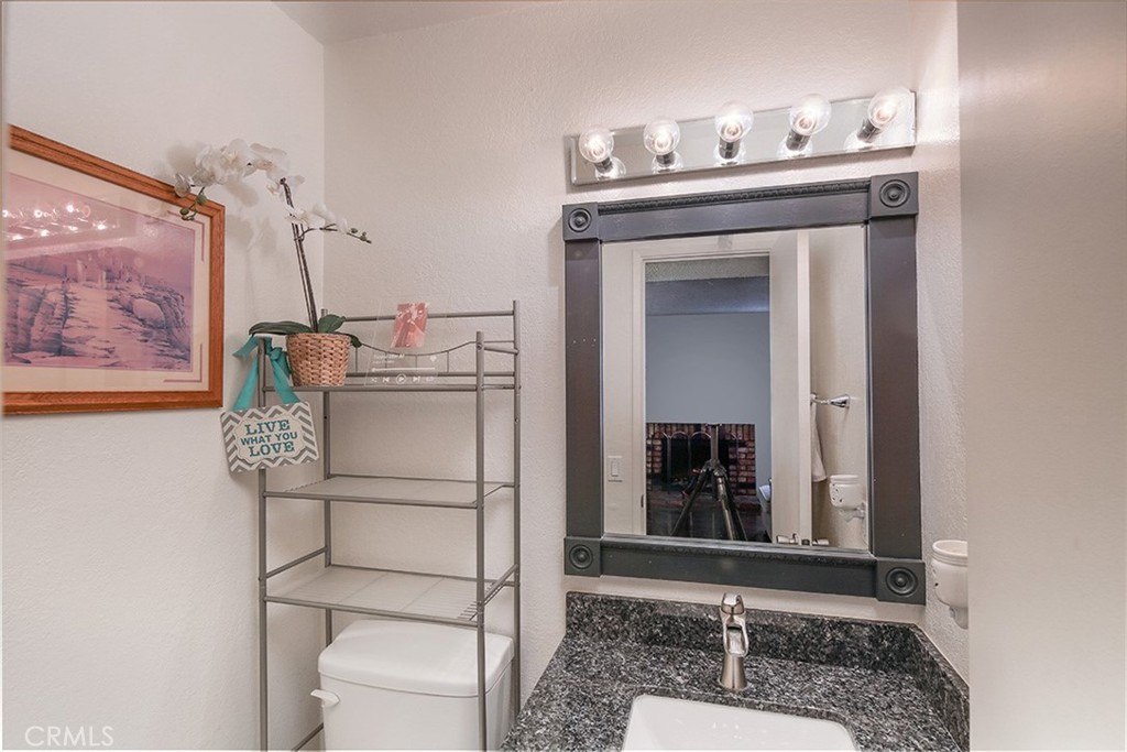 821 S Cerritos Avenue 17