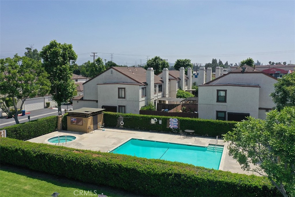 821 S Cerritos Avenue 17