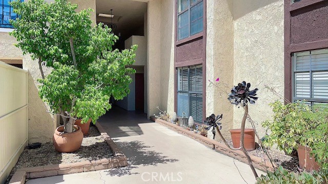 585 W Duarte Road 29