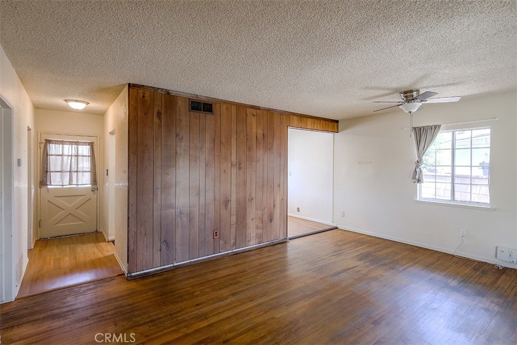 5140 N Clydebank Avenue