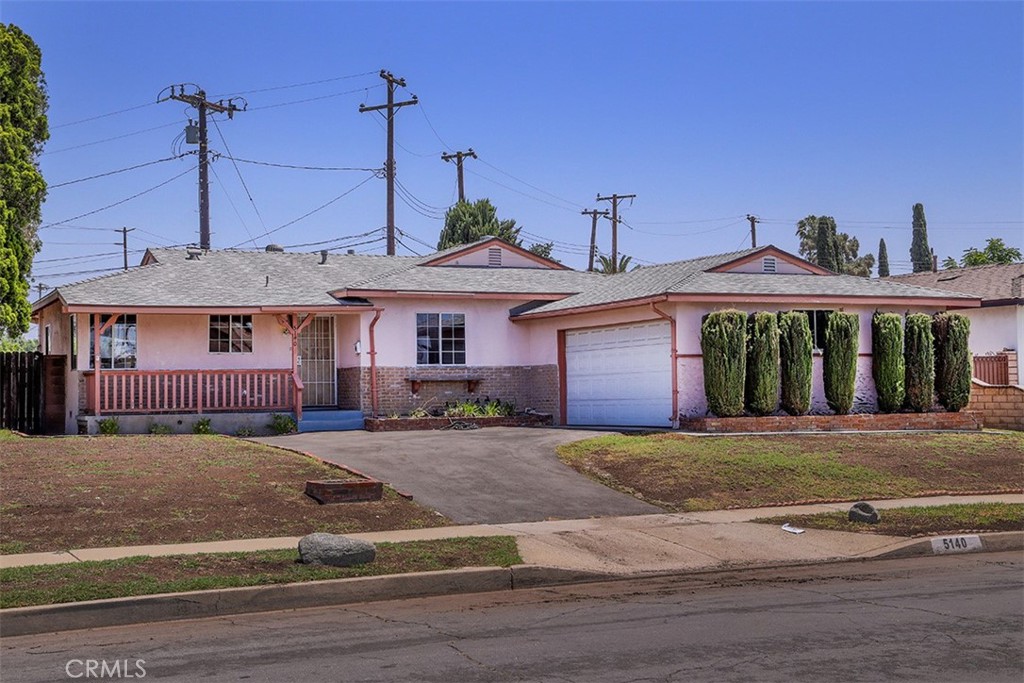 5140 N Clydebank Avenue