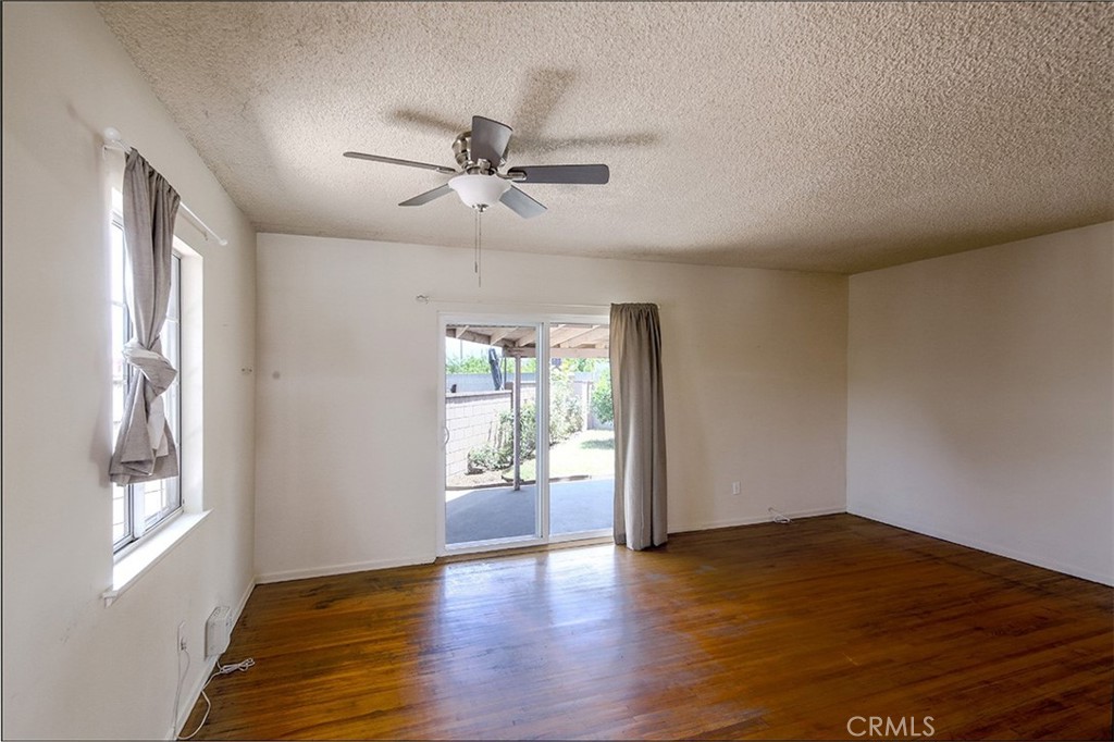 5140 N Clydebank Avenue