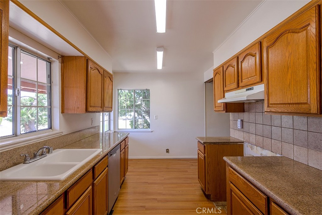 5140 N Clydebank Avenue