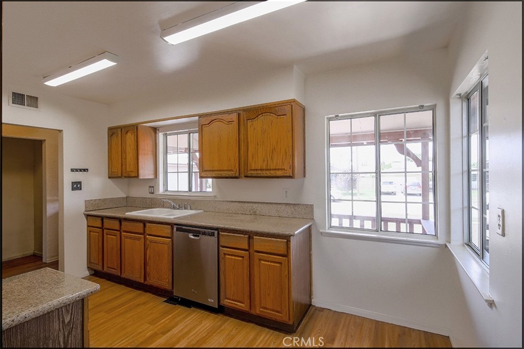 5140 N Clydebank Avenue