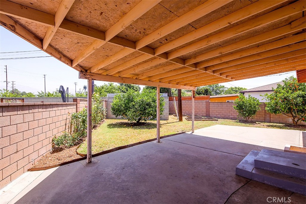 5140 N Clydebank Avenue