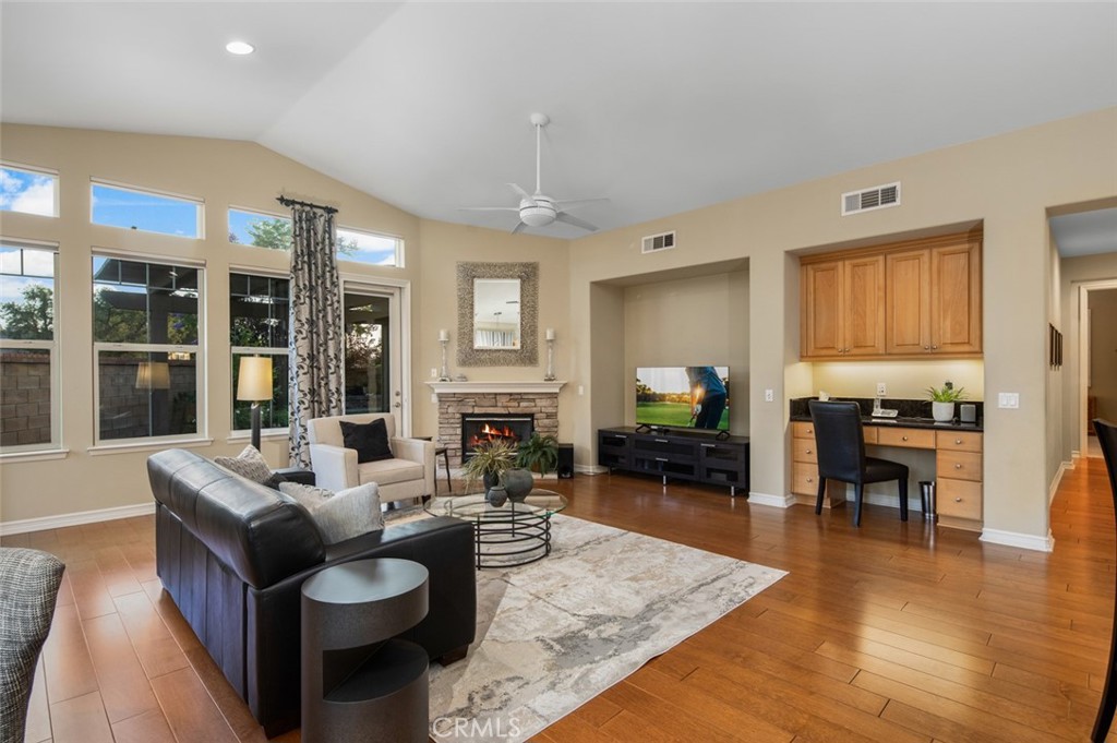 2236 Saratoga Lane