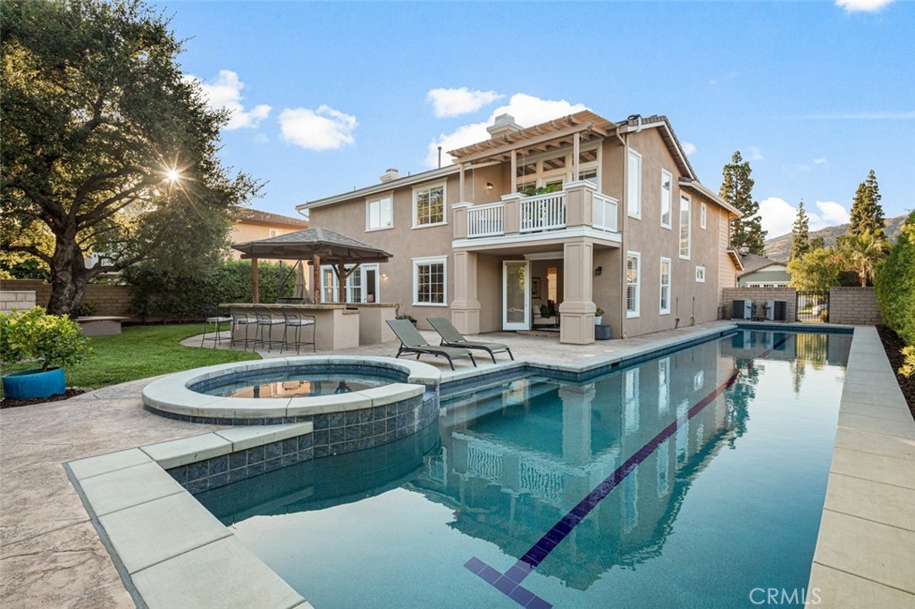 2188 Saratoga Lane