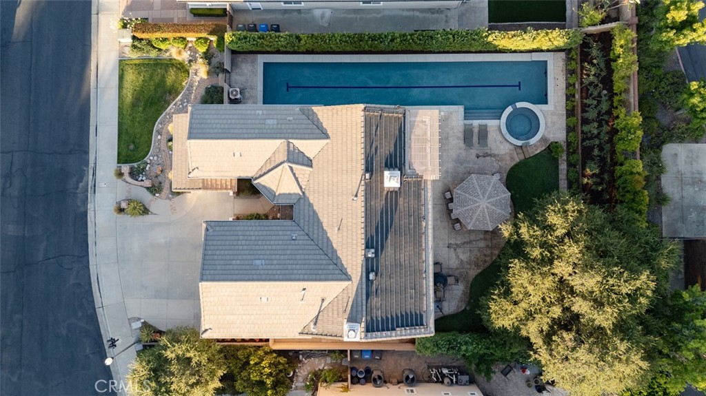 2188 Saratoga Lane