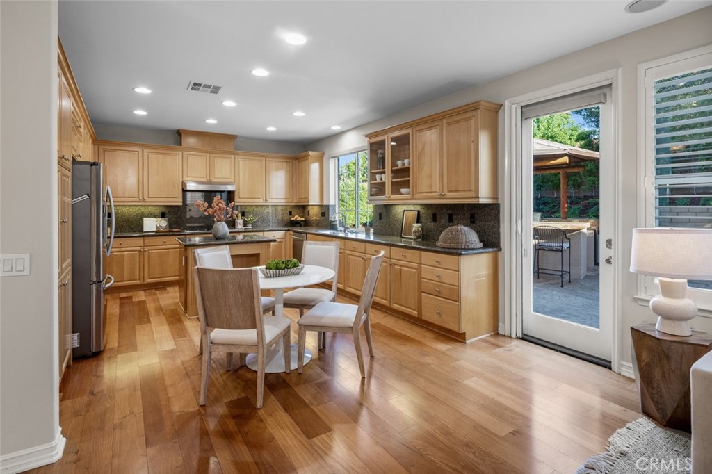 2188 Saratoga Lane
