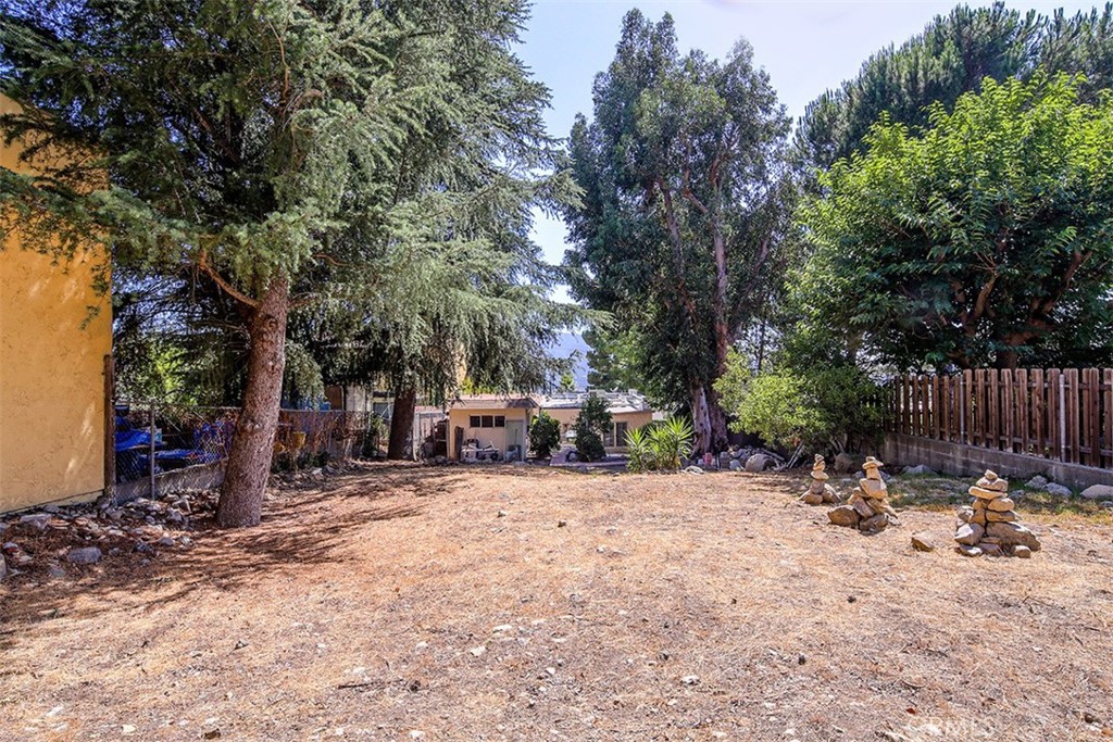 3953 Santa Carlotta