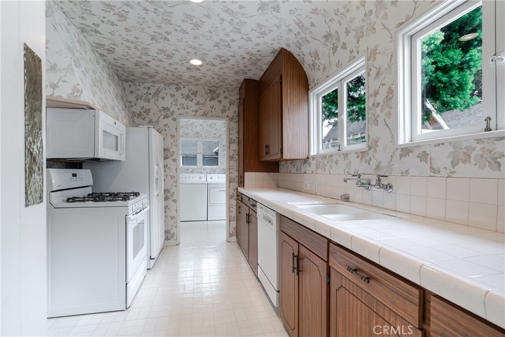 353 S Berkeley Avenue