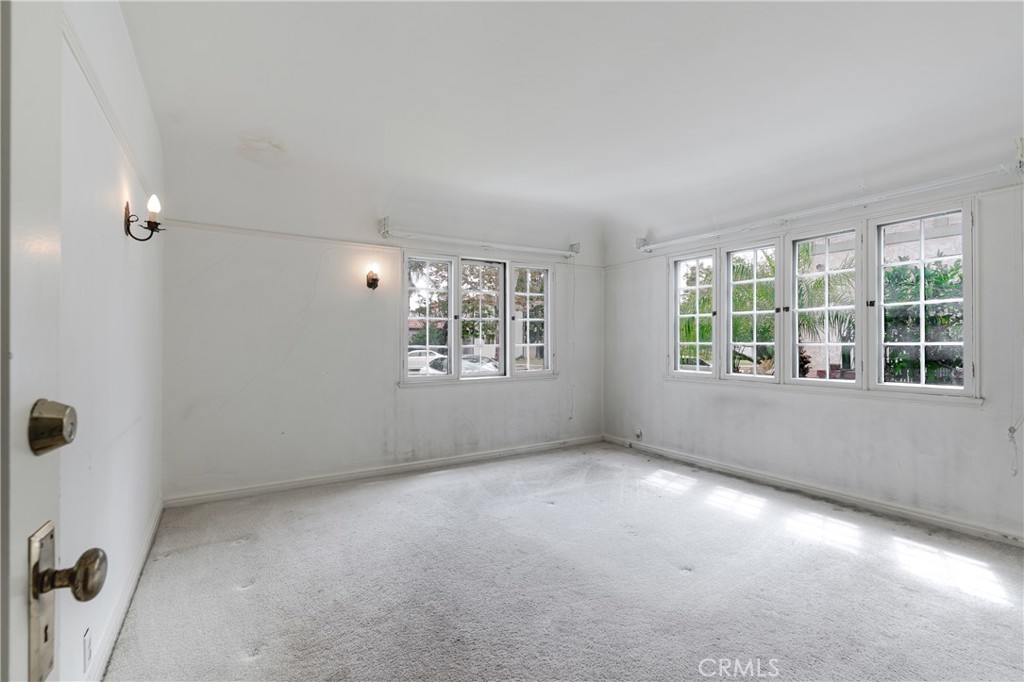 353 S Berkeley Avenue