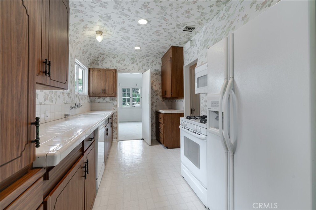 353 S Berkeley Avenue