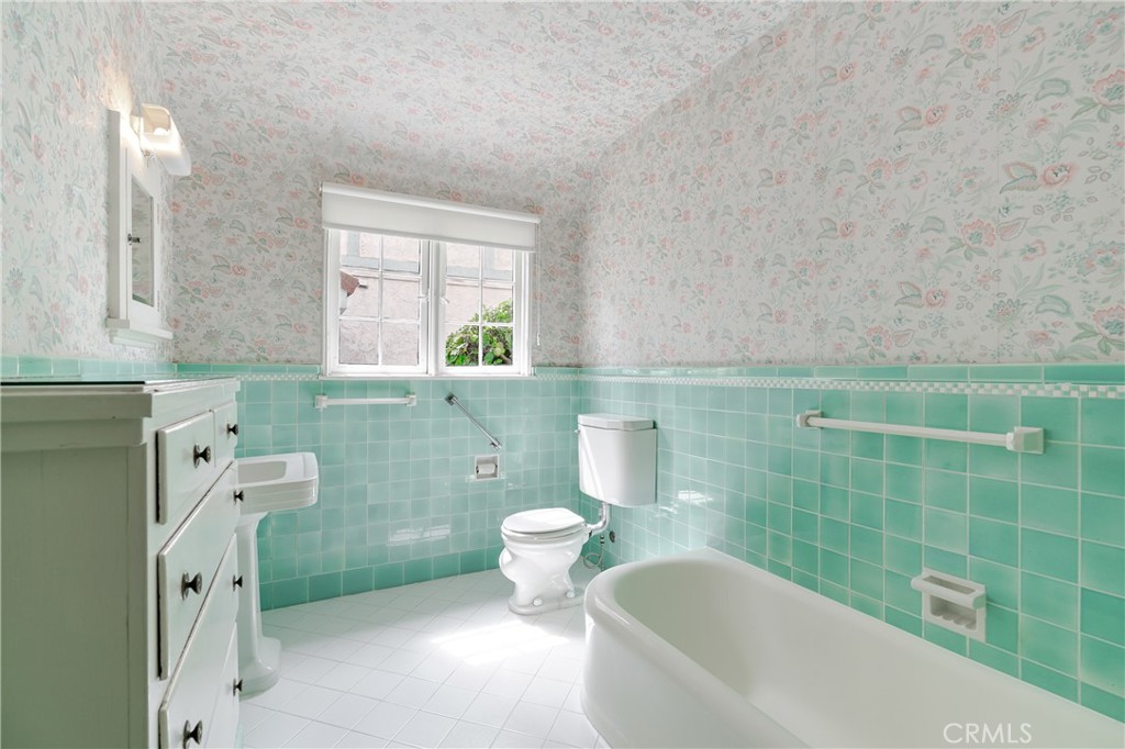 353 S Berkeley Avenue