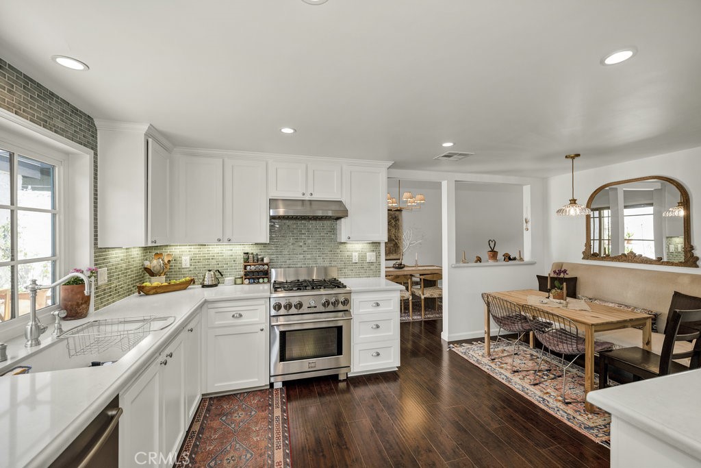 286 W Montecito Avenue M