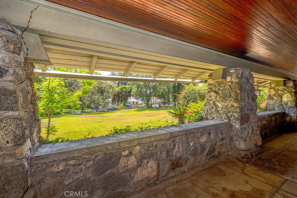 481 W Highland Avenue