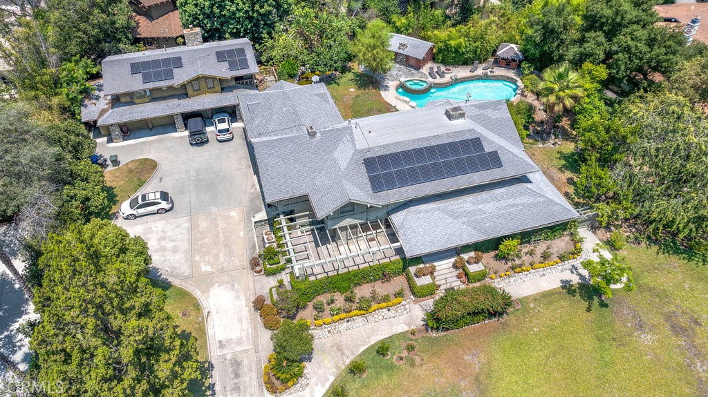 481 W Highland Avenue