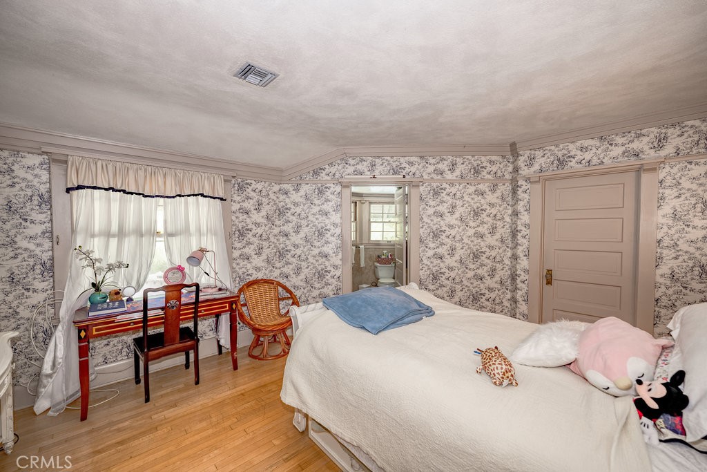 481 W Highland Avenue