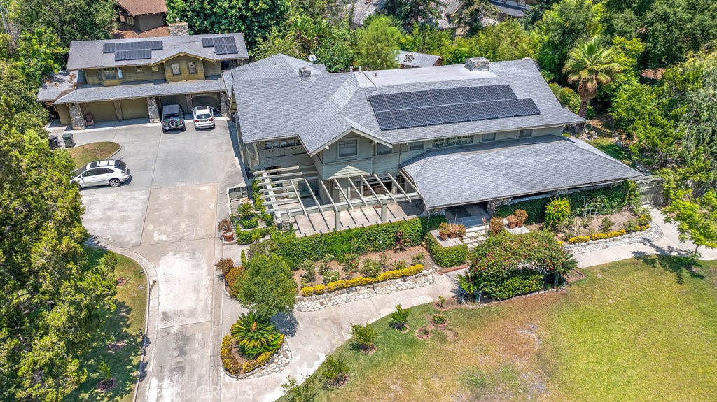 481 W Highland Avenue