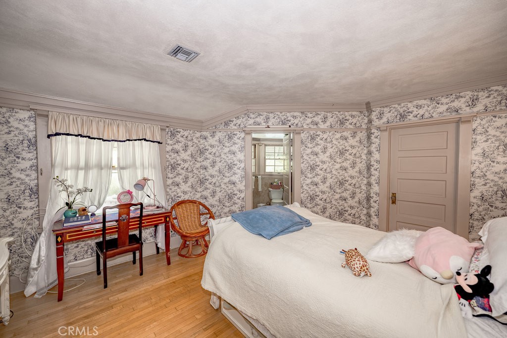 481 W Highland Avenue