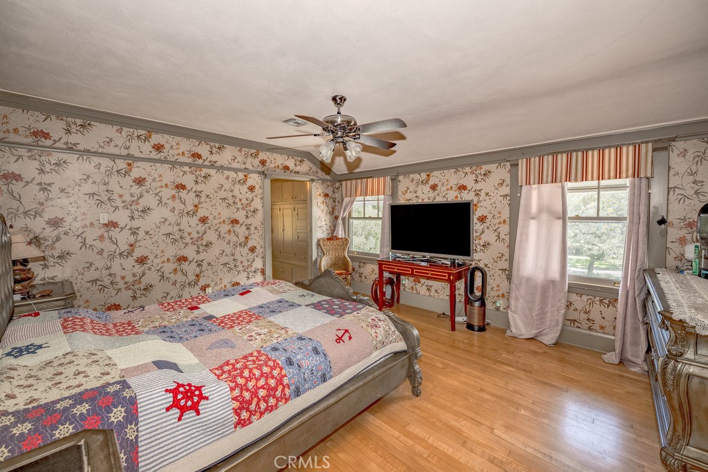 481 W Highland Avenue