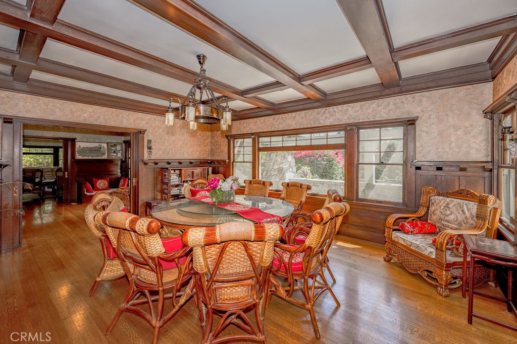 481 W Highland Avenue
