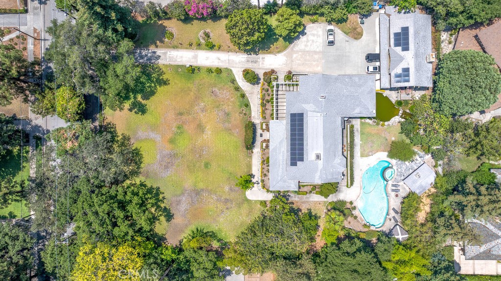 481 W Highland Avenue