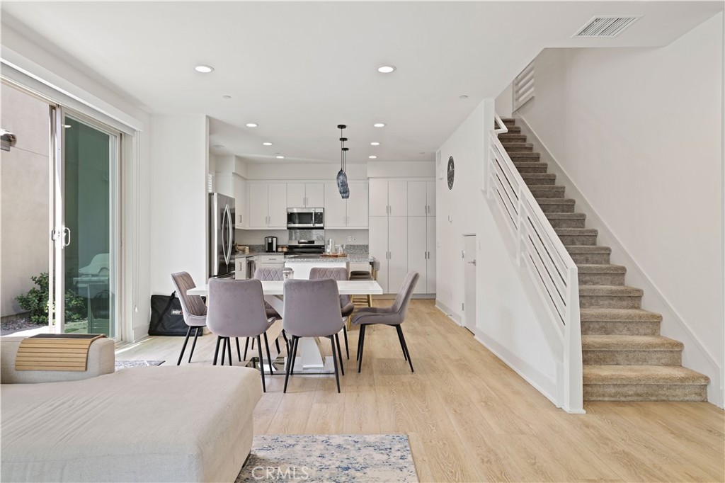 80138 Whisper Rock Way