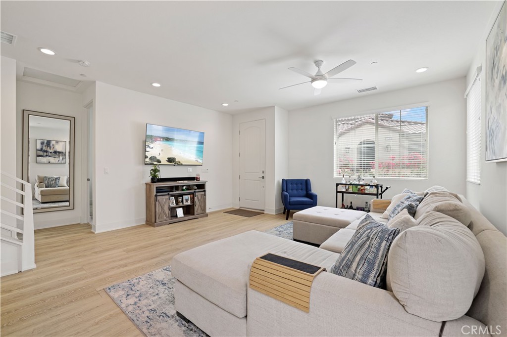 80138 Whisper Rock Way