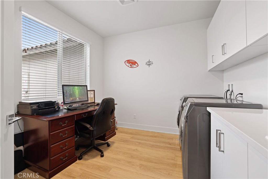 80138 Whisper Rock Way