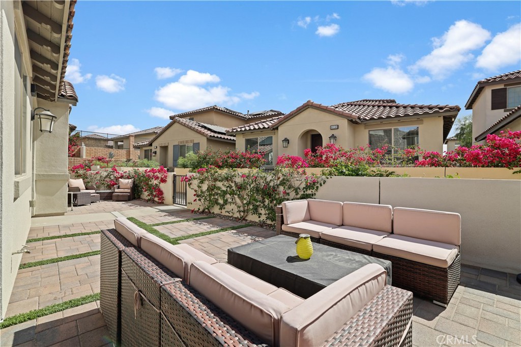 80138 Whisper Rock Way