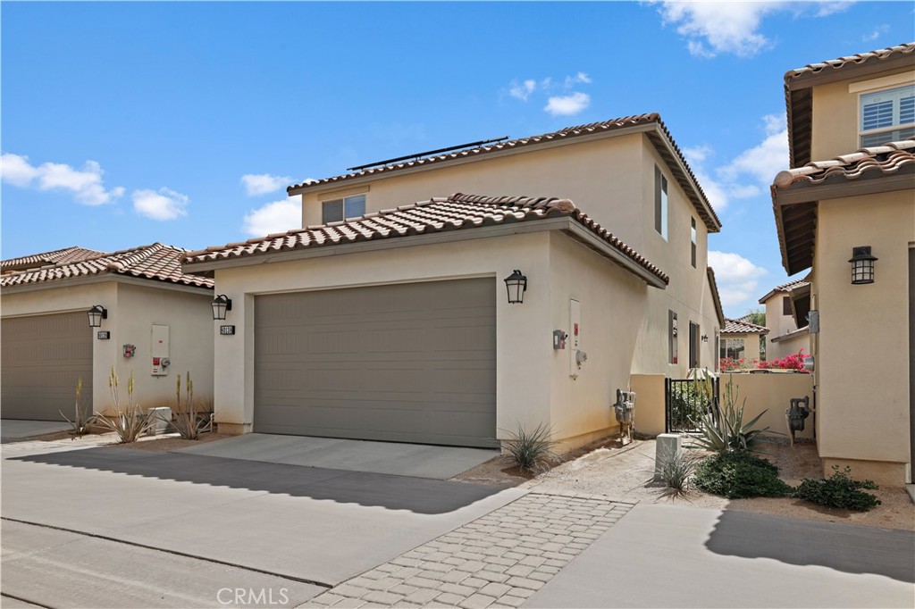 80138 Whisper Rock Way
