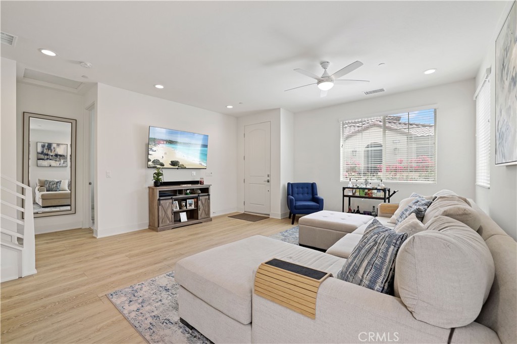 80138 Whisper Rock Way