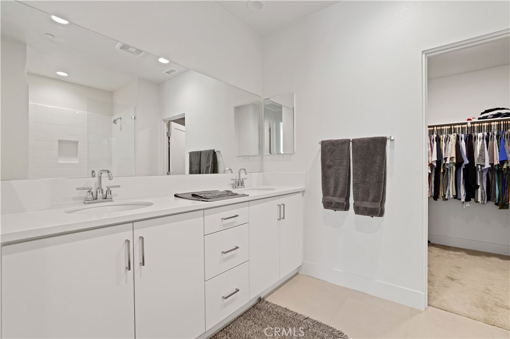 80138 Whisper Rock Way
