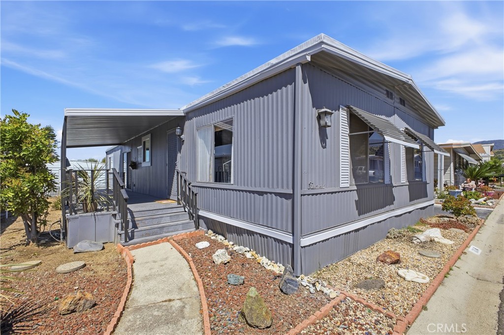 4095 Fruit Street 114