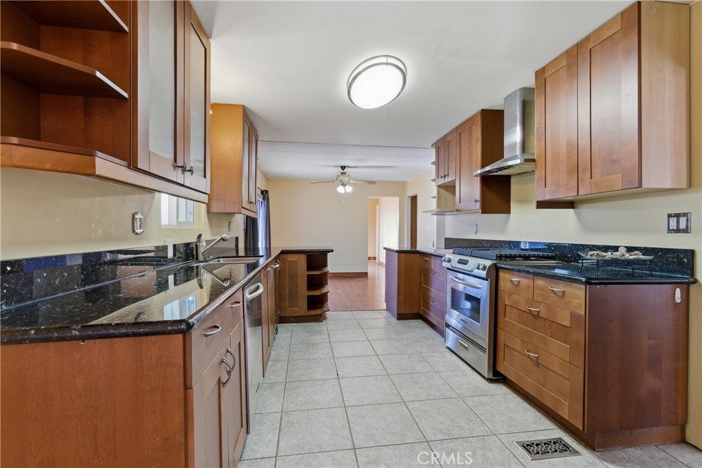 4095 Fruit Street 114