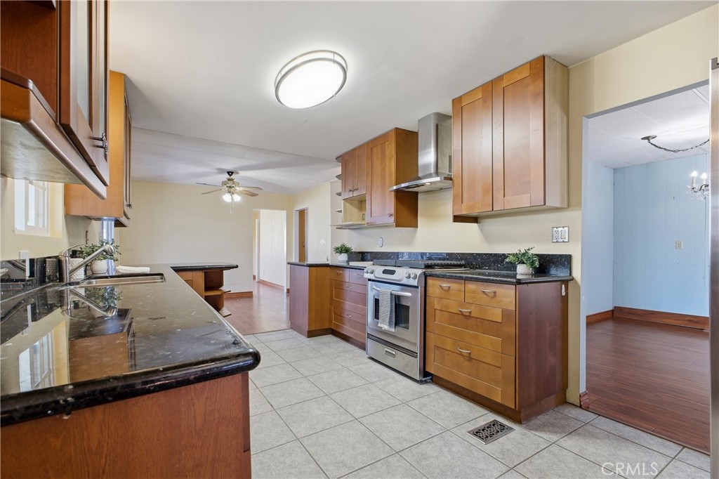 4095 Fruit Street 114