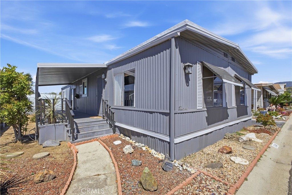4095 Fruit Street 114