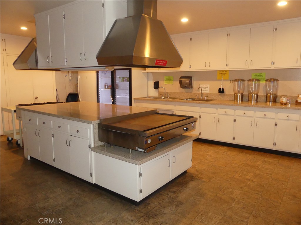 4095 Fruit Street 114