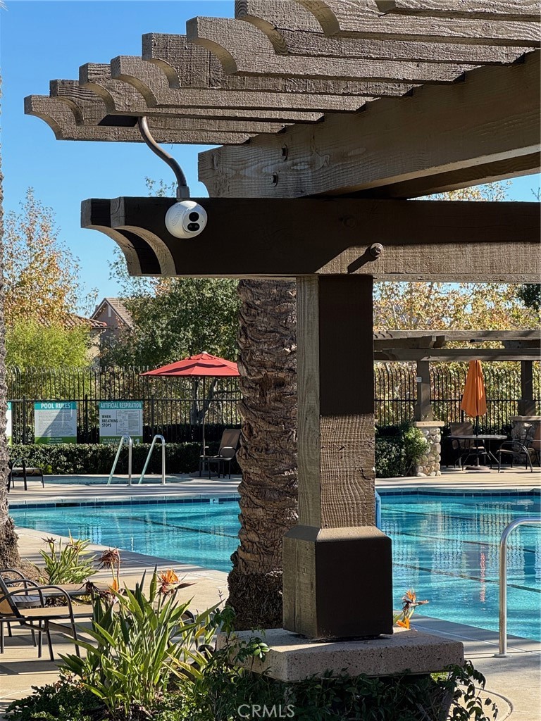 759 E Sierra Madre
