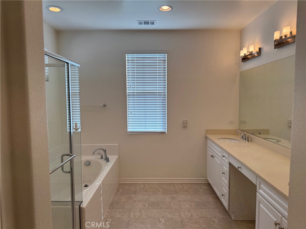 759 E Sierra Madre